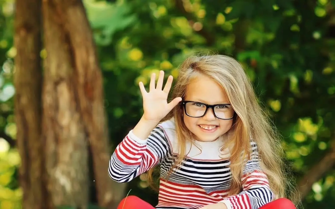 Does Your Child Need Glasses? 9 Ways You Can Tell